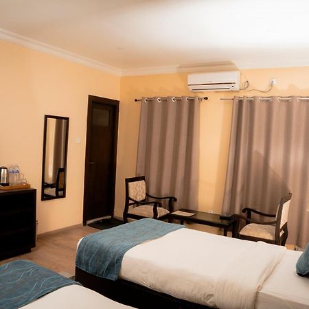 Hotel Maden Inn Itahari Extérieur photo
