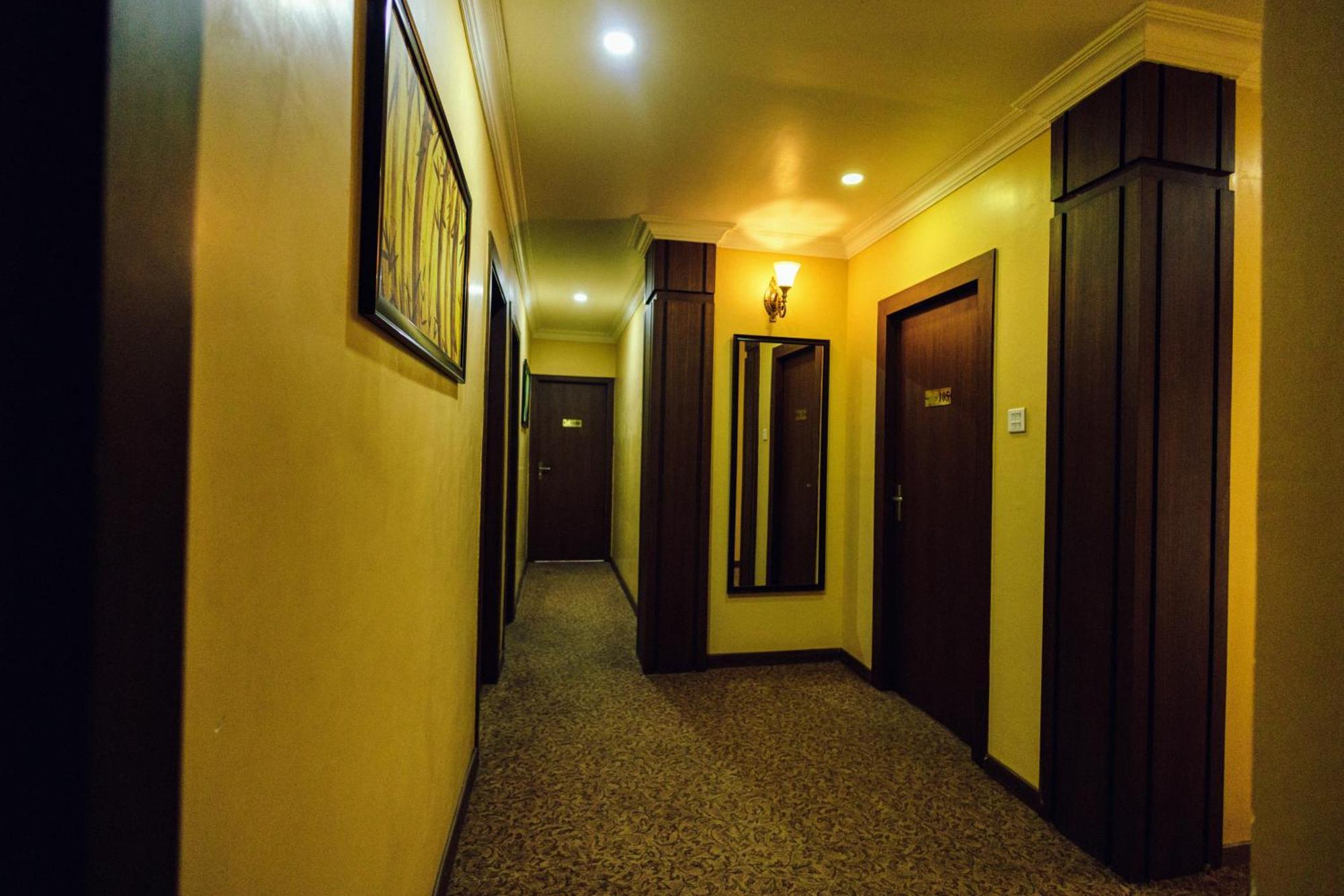 Hotel Maden Inn Itahari Extérieur photo