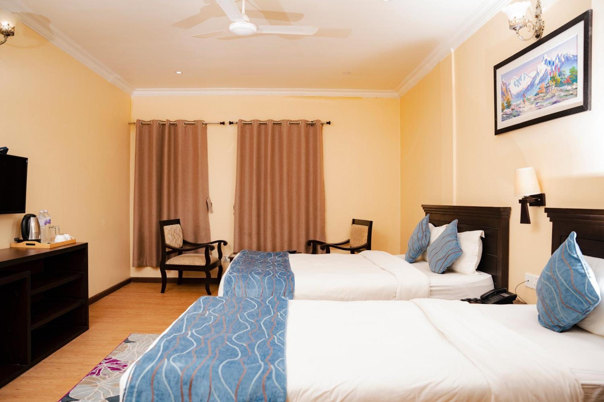 Hotel Maden Inn Itahari Extérieur photo