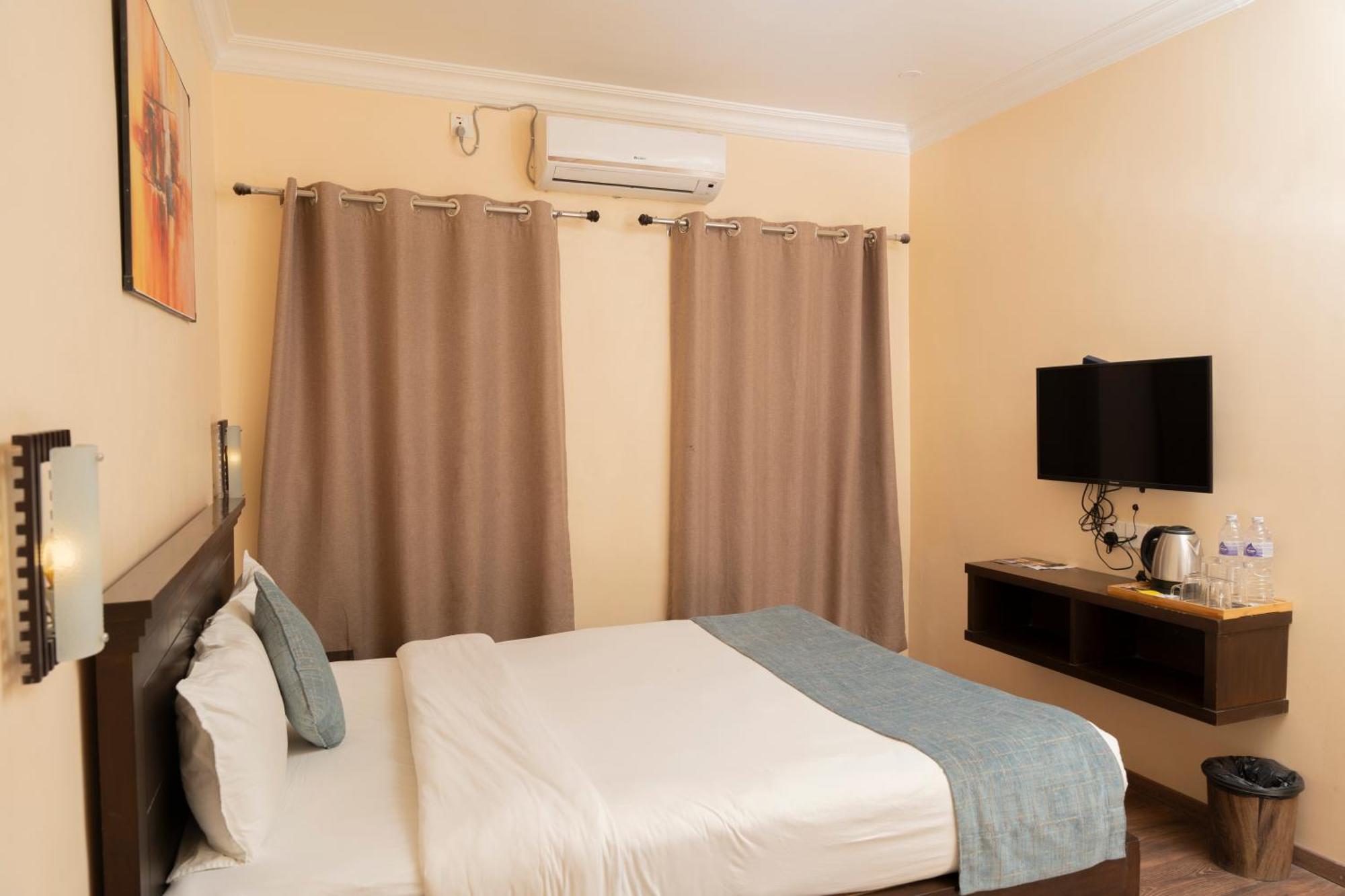 Hotel Maden Inn Itahari Extérieur photo